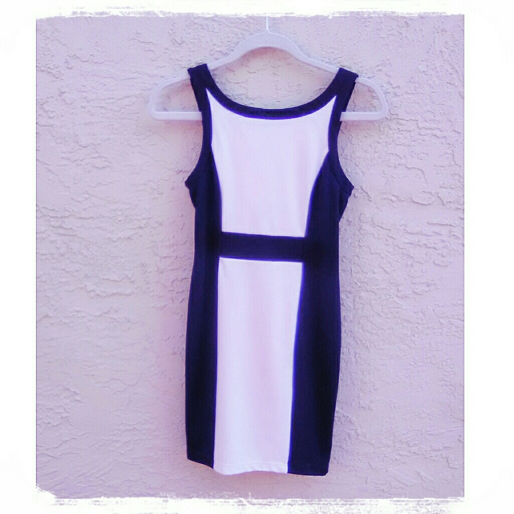 Forever 21 Colorblock Bodycon - Picture 2 of 5